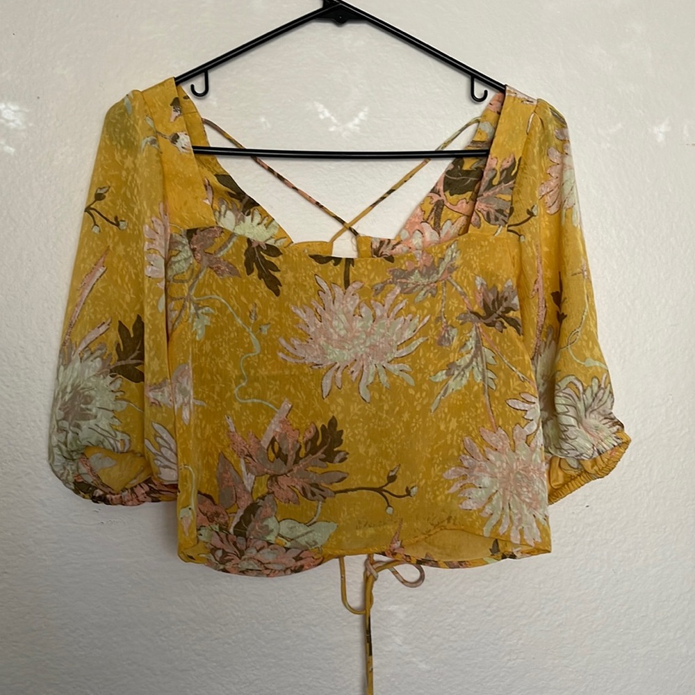 H&M. SizeM. Color floral yellow and pink and green